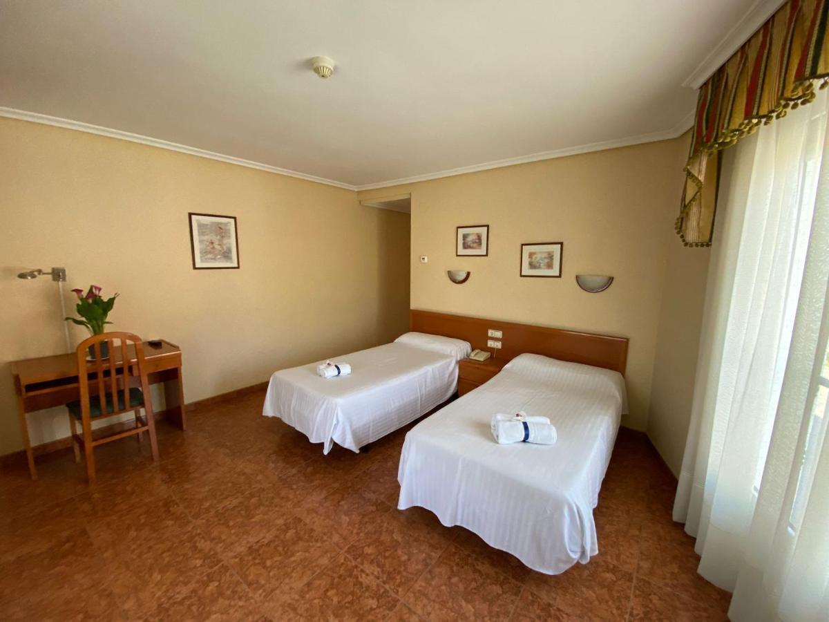 El Pozo De La Nieve Hotell Tordesillas Eksteriør bilde