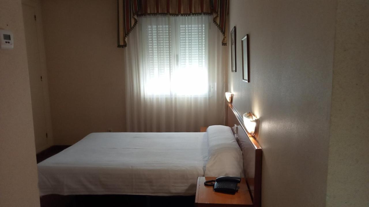 El Pozo De La Nieve Hotell Tordesillas Eksteriør bilde