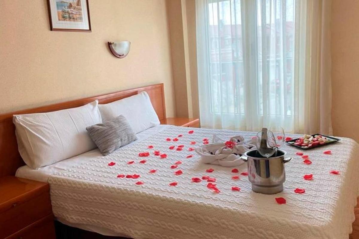 El Pozo De La Nieve Hotell Tordesillas Eksteriør bilde
